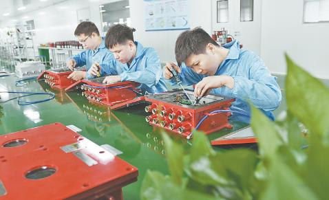 經(jīng)濟(jì)廣角 新產(chǎn)品技術(shù)開發(fā)的創(chuàng)新驅(qū)動(dòng)與市場(chǎng)影響